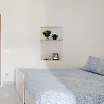 - Isola Appartement